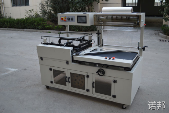 全自動L封切收縮包機 全自動L封切收縮包機